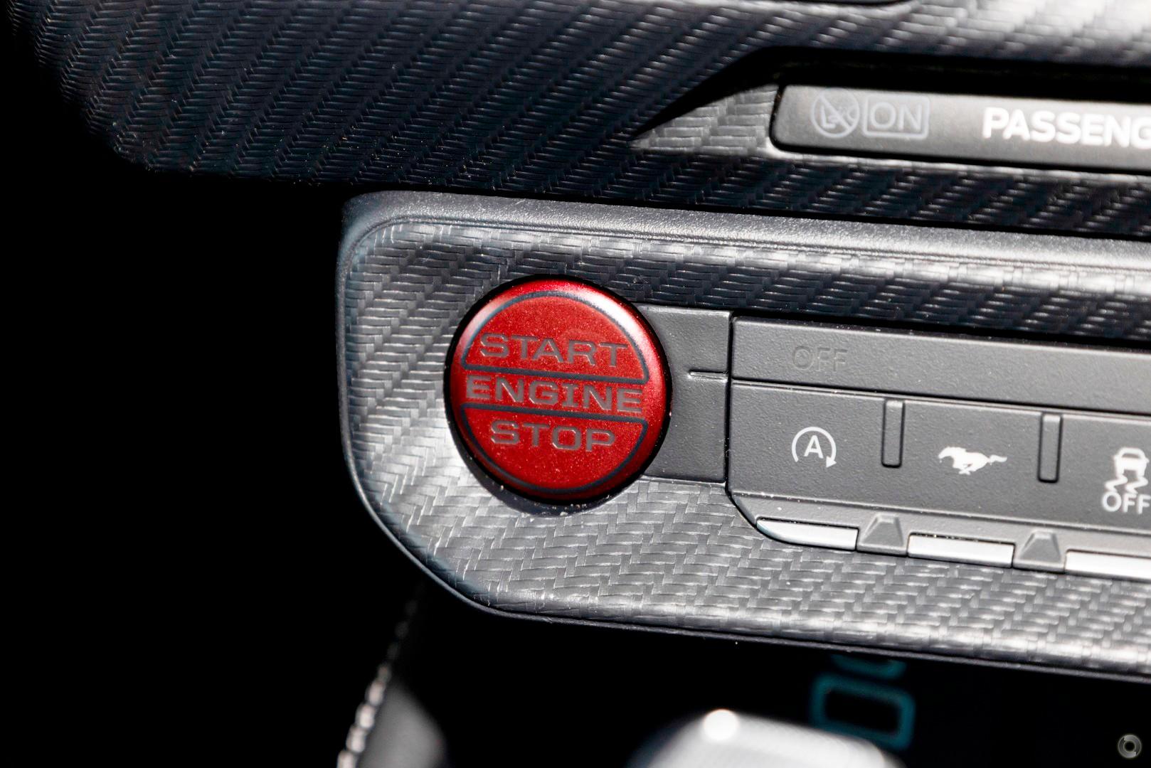 2026 Ford Mustang GT — photo 14