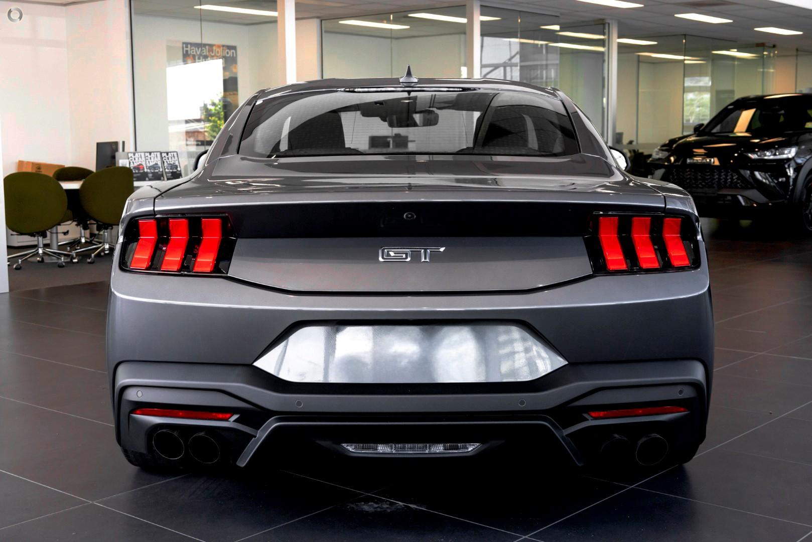 2026 Ford Mustang GT — photo 4
