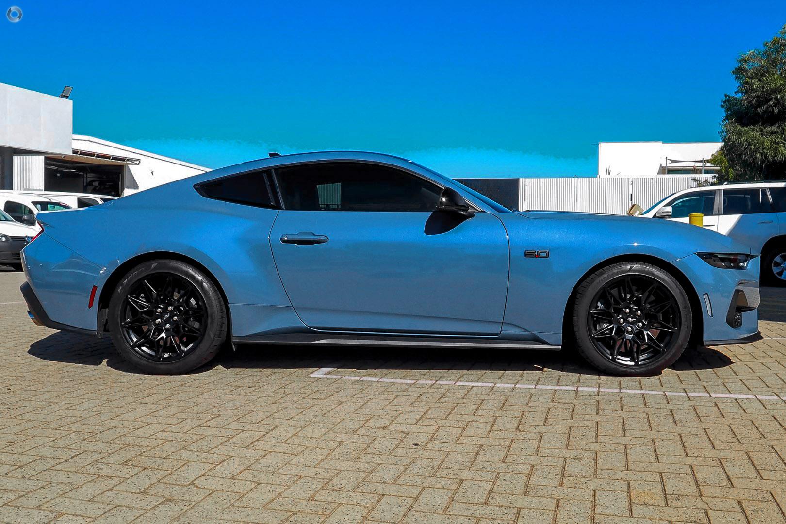2026 Ford Mustang GT — photo 5