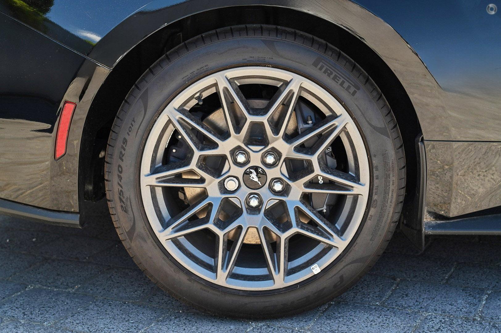 2026 Ford Mustang GT — photo 14