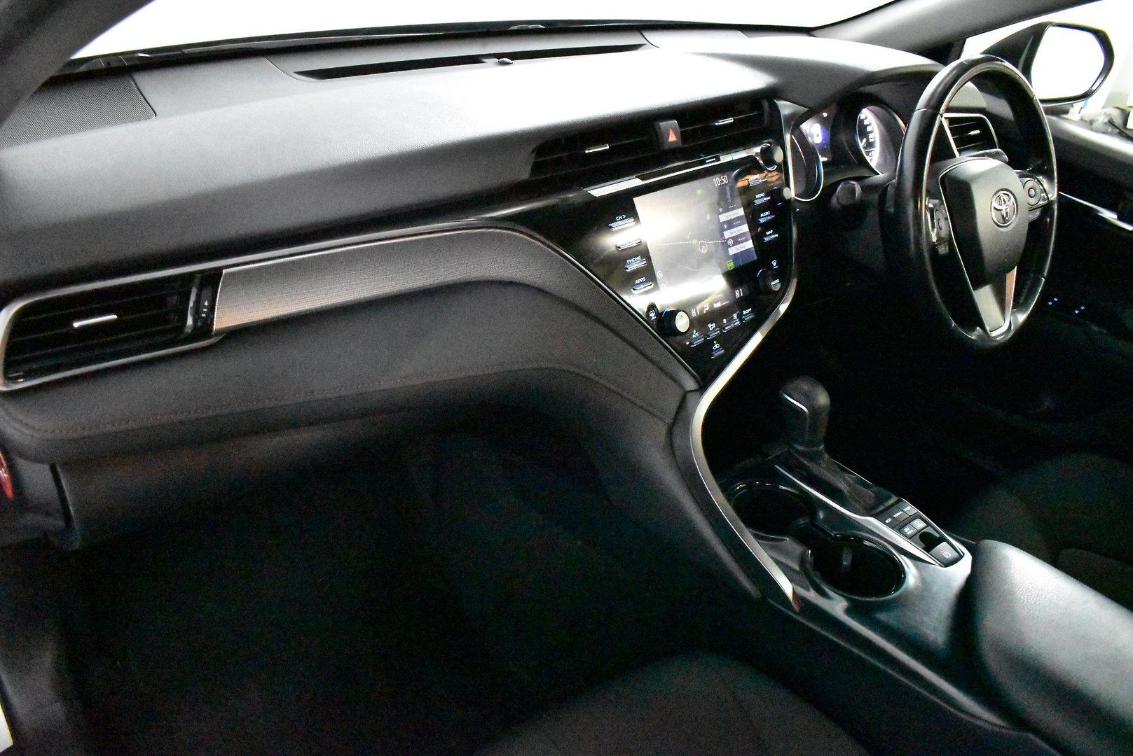 2018 Toyota Camry Ascent Sport — photo 6