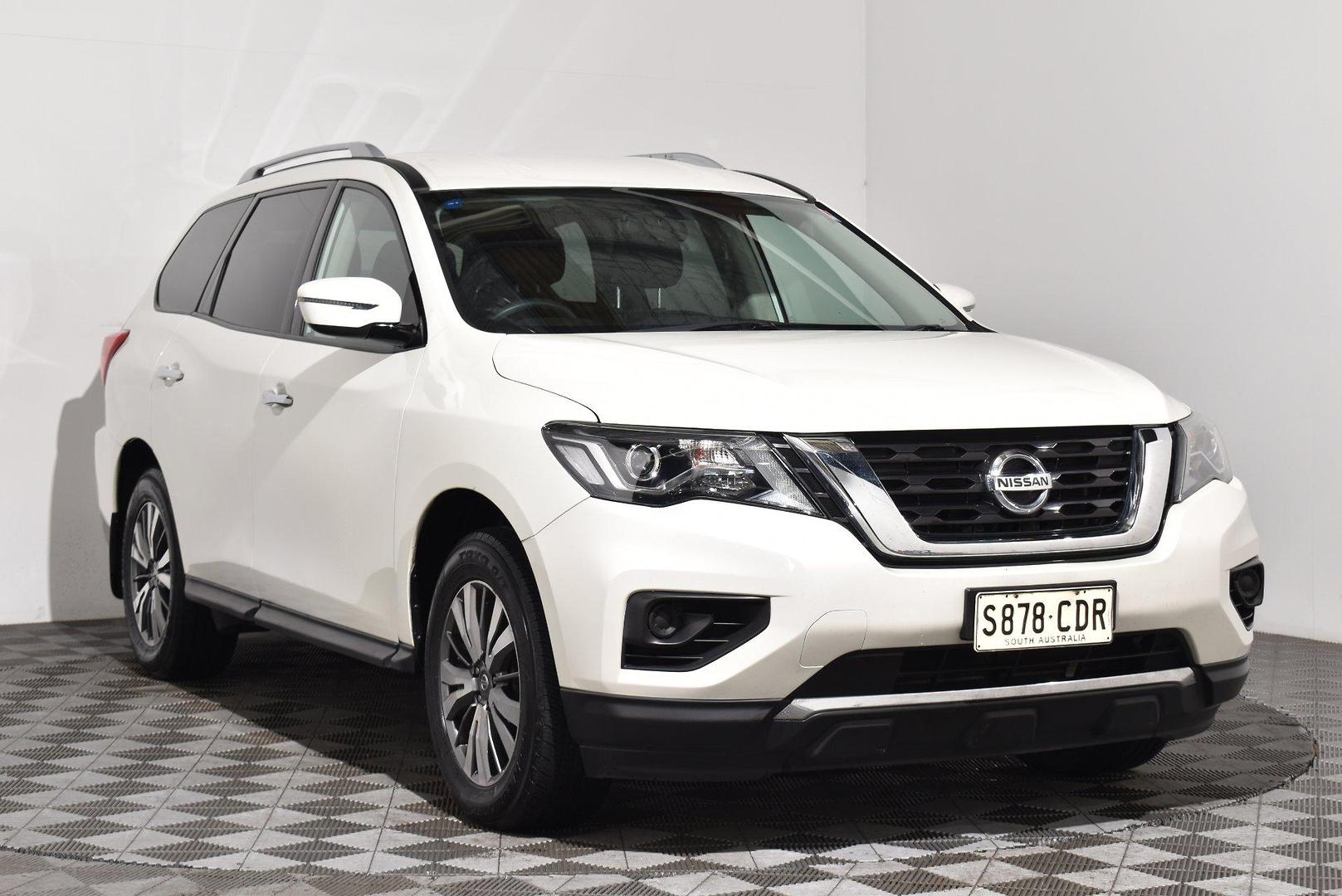 2019 Nissan Pathfinder ST — photo 1