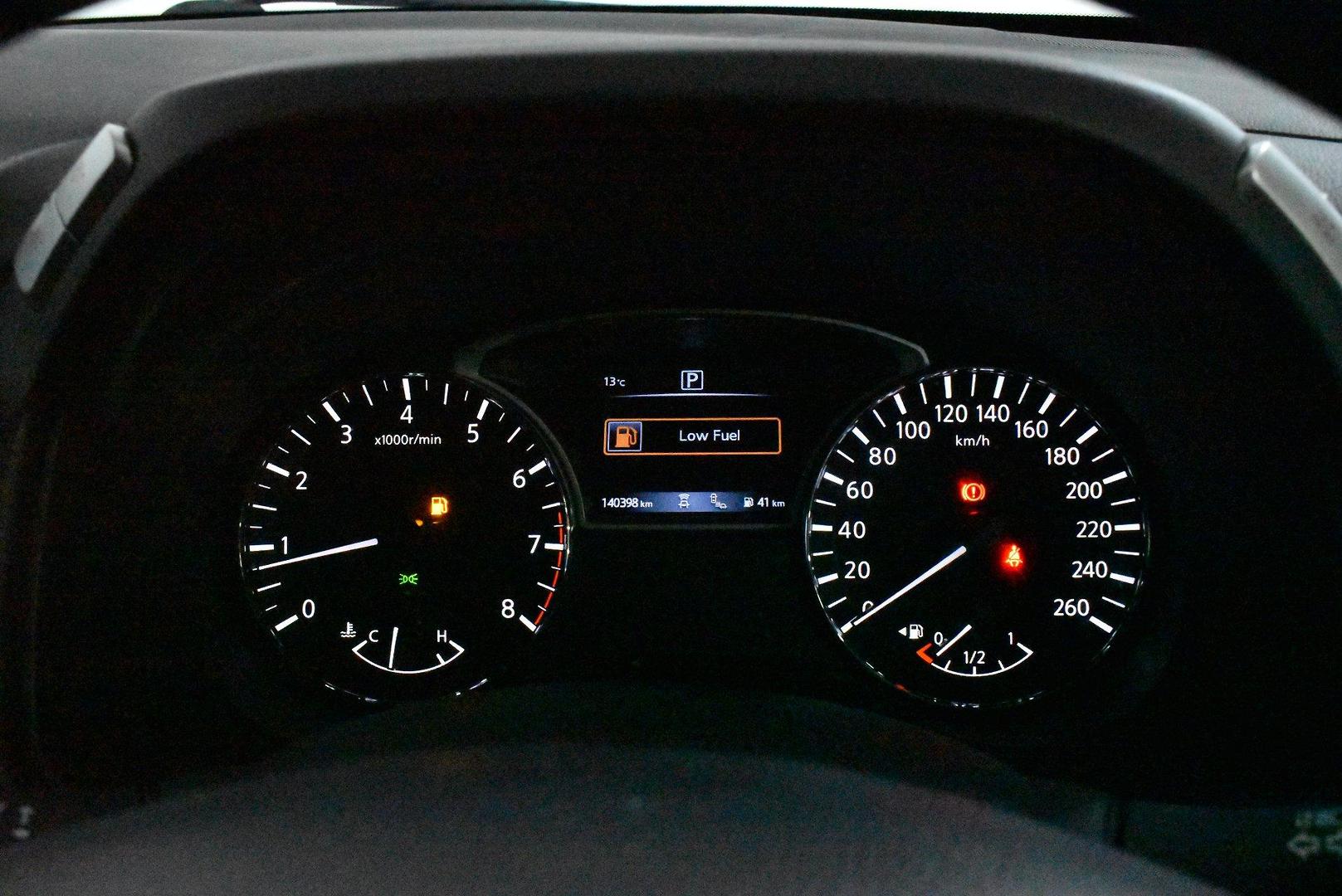 2019 Nissan Pathfinder ST — photo 24