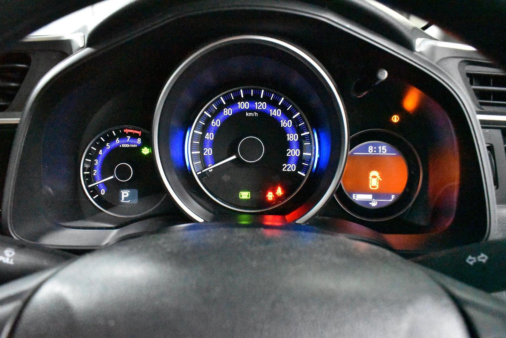 2016 Honda Jazz VTi — photo 23