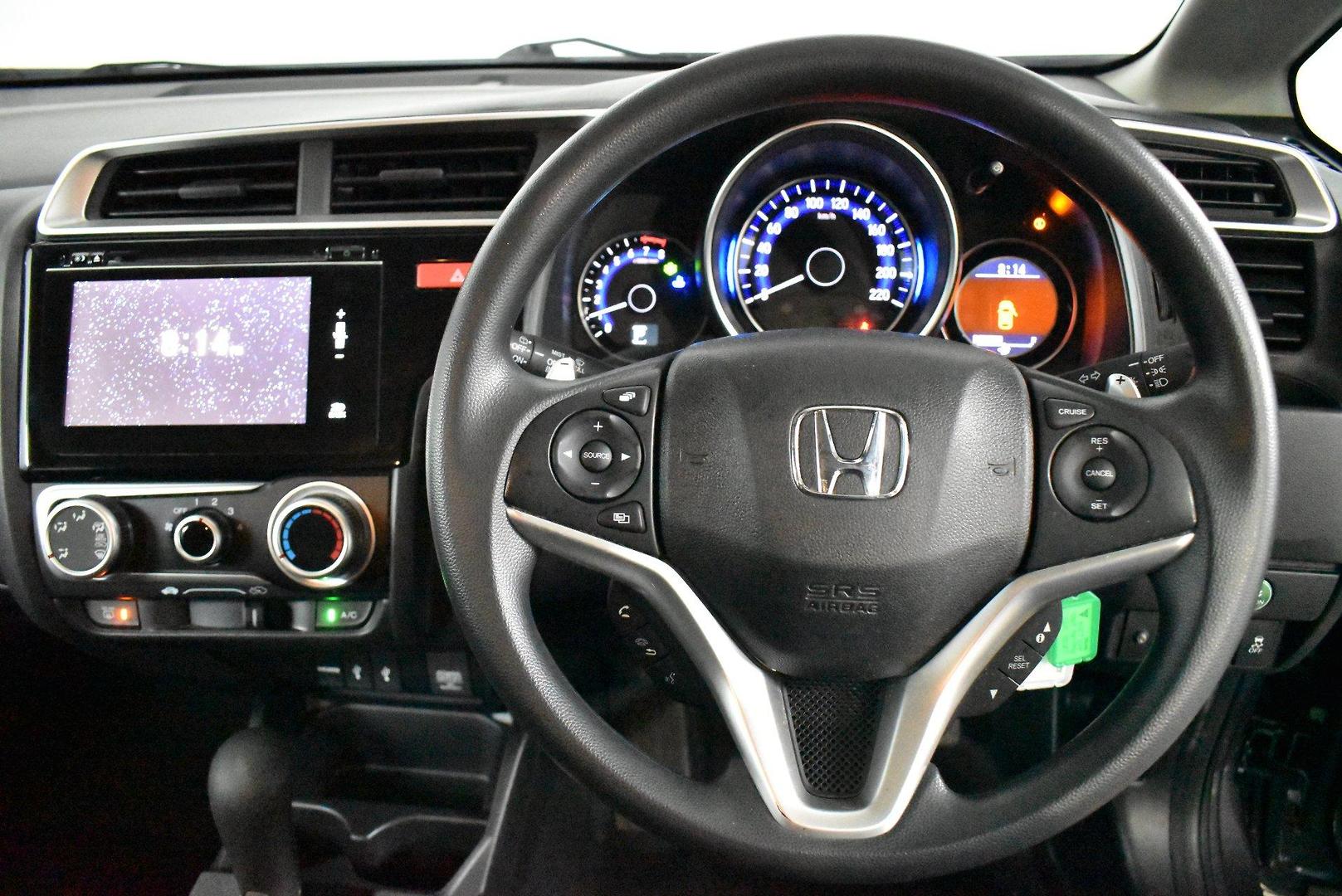 2016 Honda Jazz VTi — photo 5
