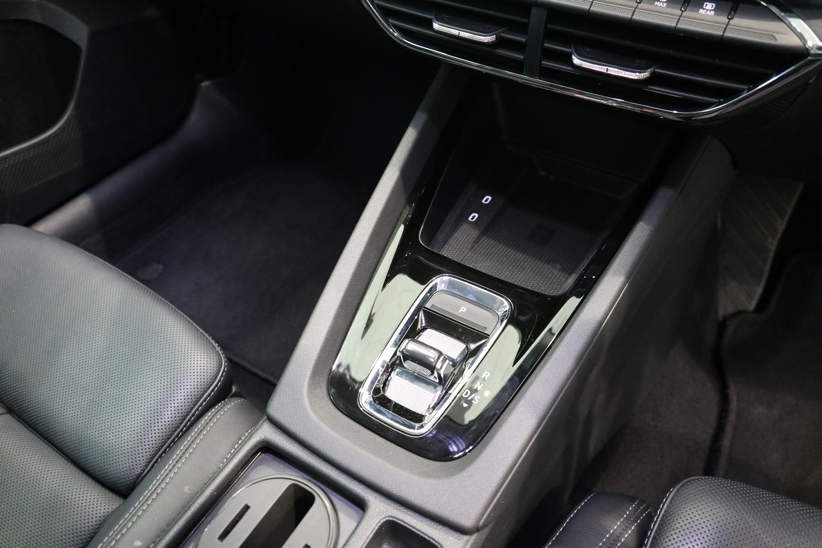 2022 SKODA Octavia 140TSI Limited Edition — photo 19