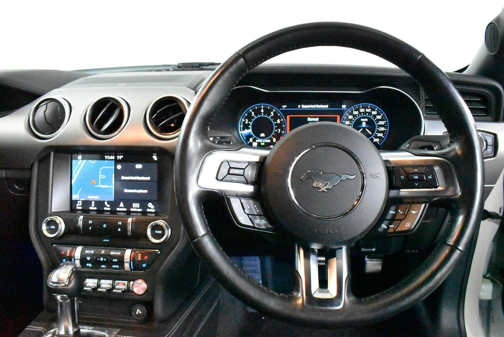 2018 Ford Mustang GT — photo 5
