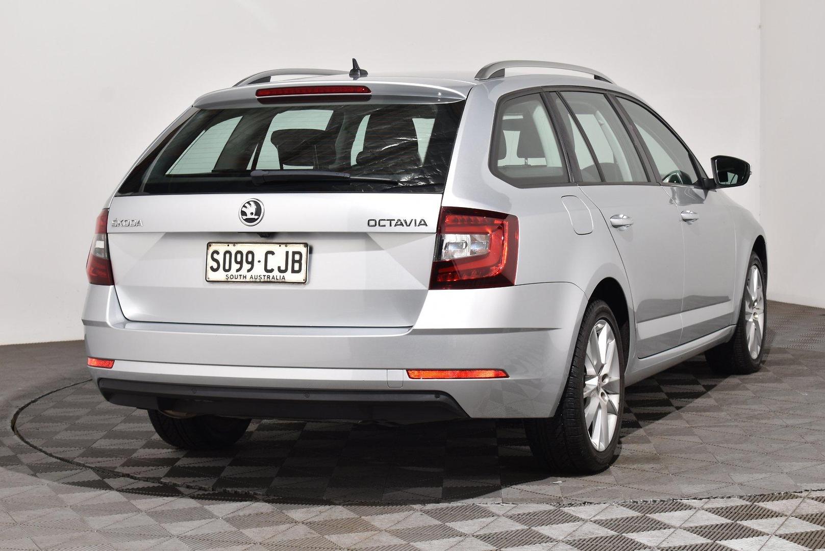 2020 SKODA Octavia 110TSI — photo 14