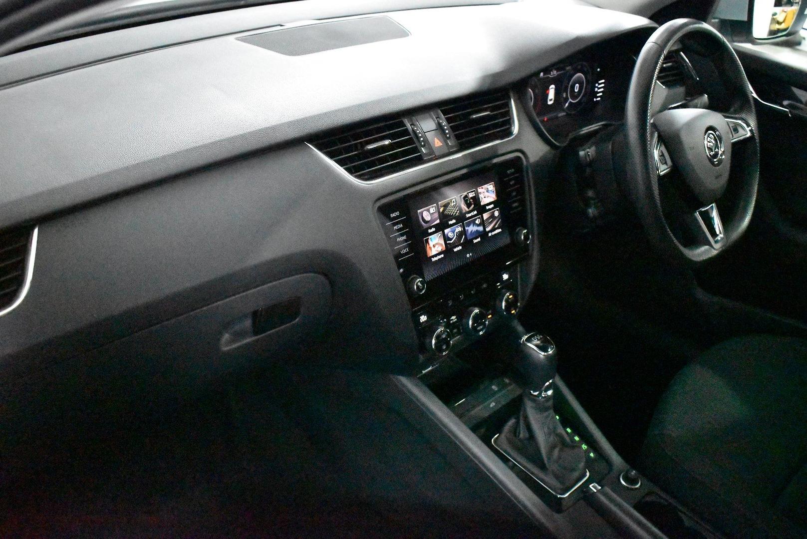2020 SKODA Octavia 110TSI — photo 6
