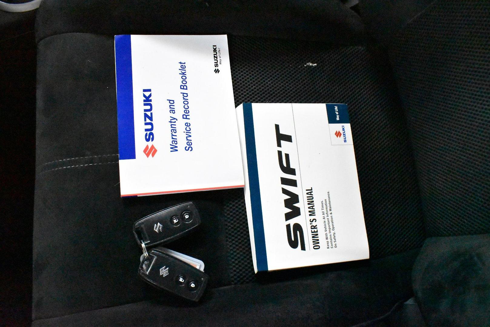 2010 Suzuki Swift RE4 — photo 22