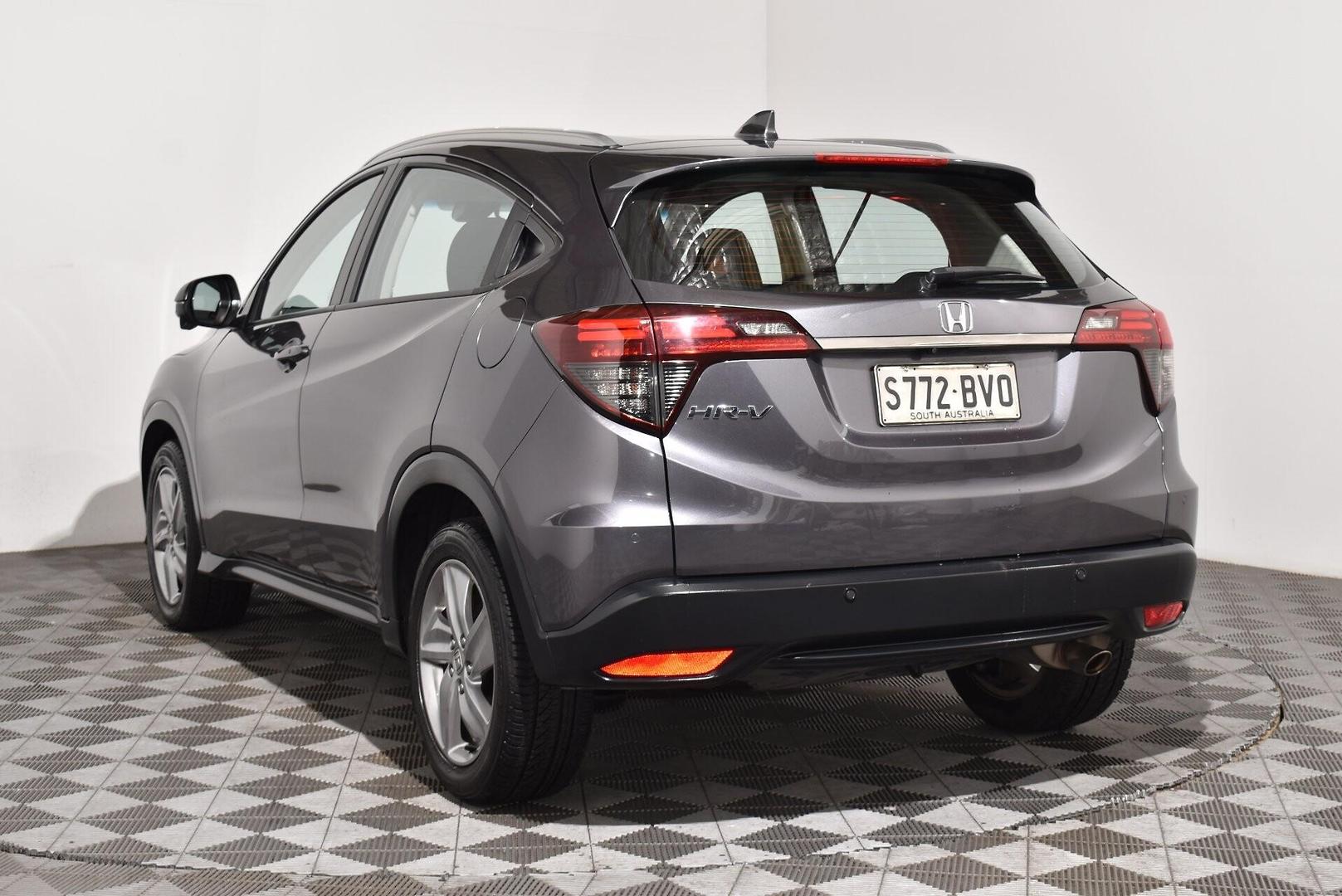 2018 Honda HR-V VTiS — photo 17