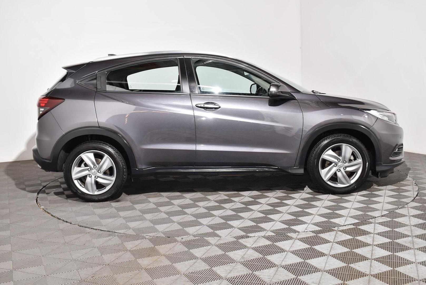 2018 Honda HR-V VTiS — photo 25