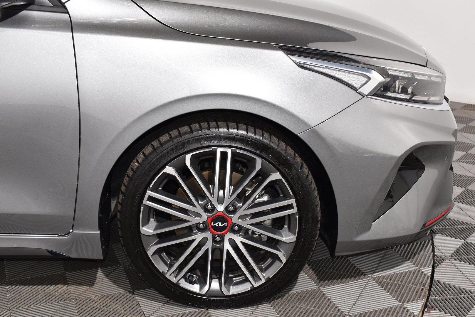 2024 Kia Cerato GT — photo 17