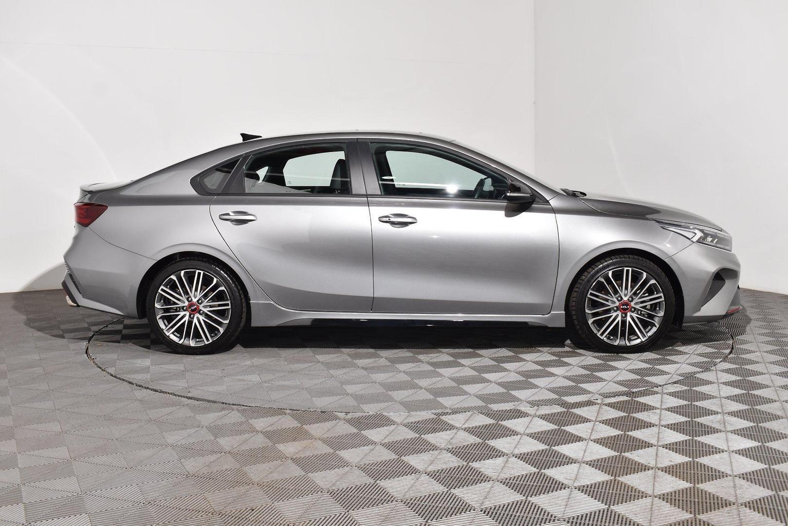 2024 Kia Cerato GT — photo 9