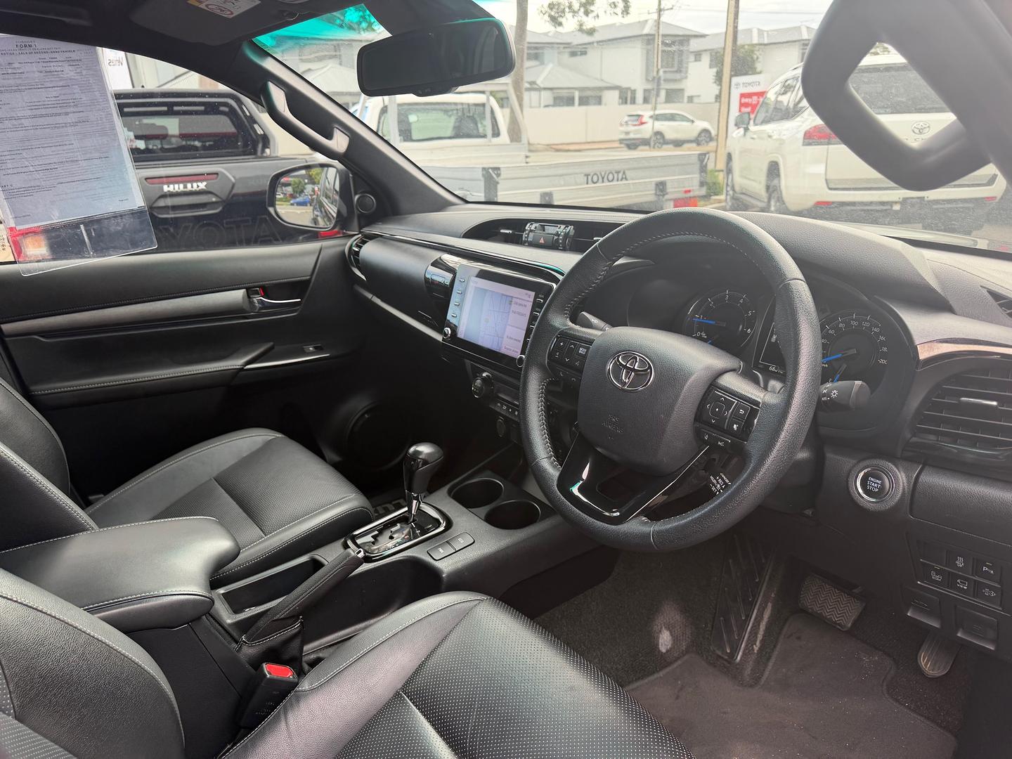 2022 Toyota Hilux Rogue — photo 9