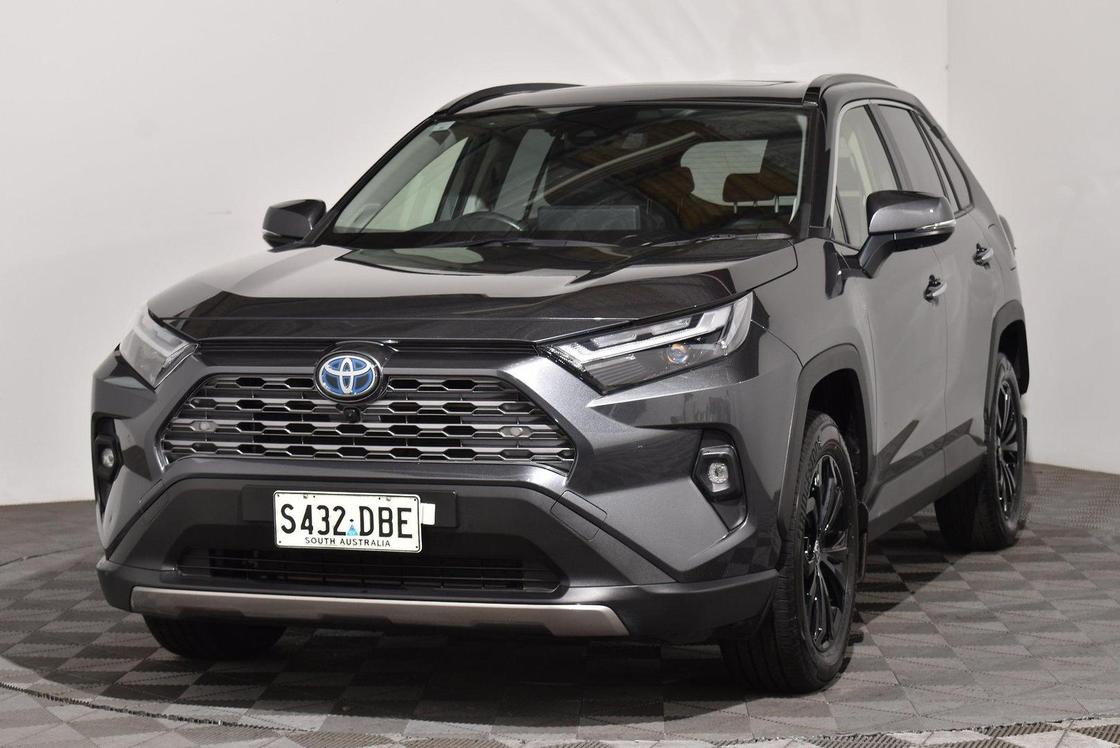 2024 Toyota RAV4 Cruiser — photo 12