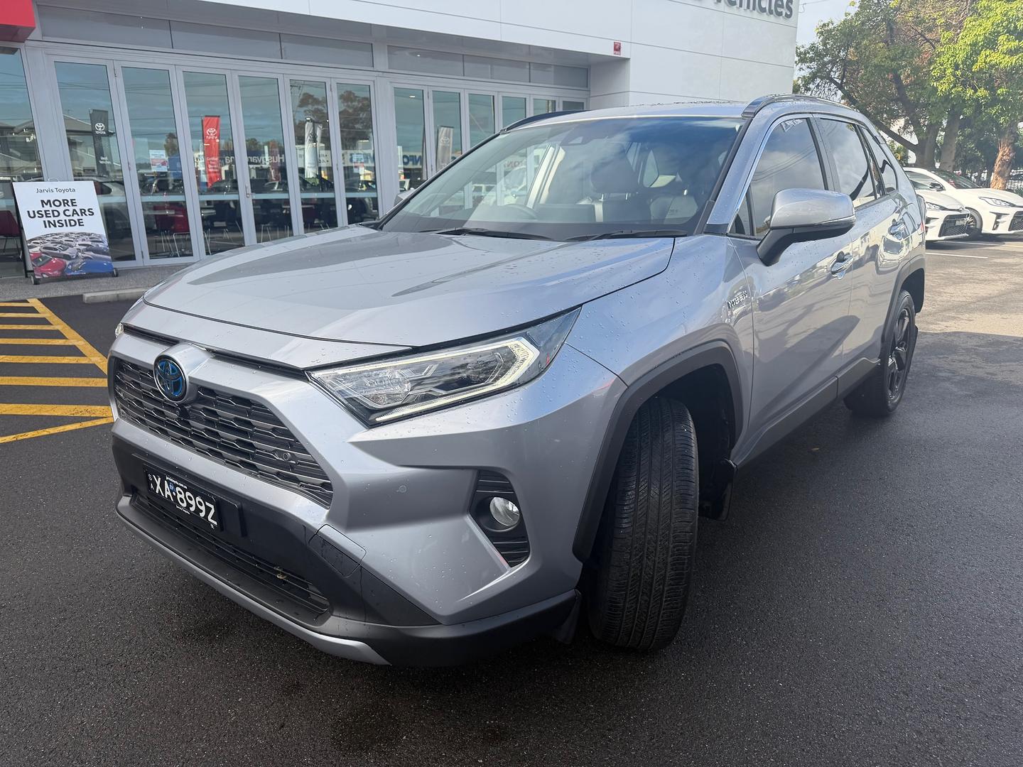 2020 Toyota RAV4 Cruiser — photo 3