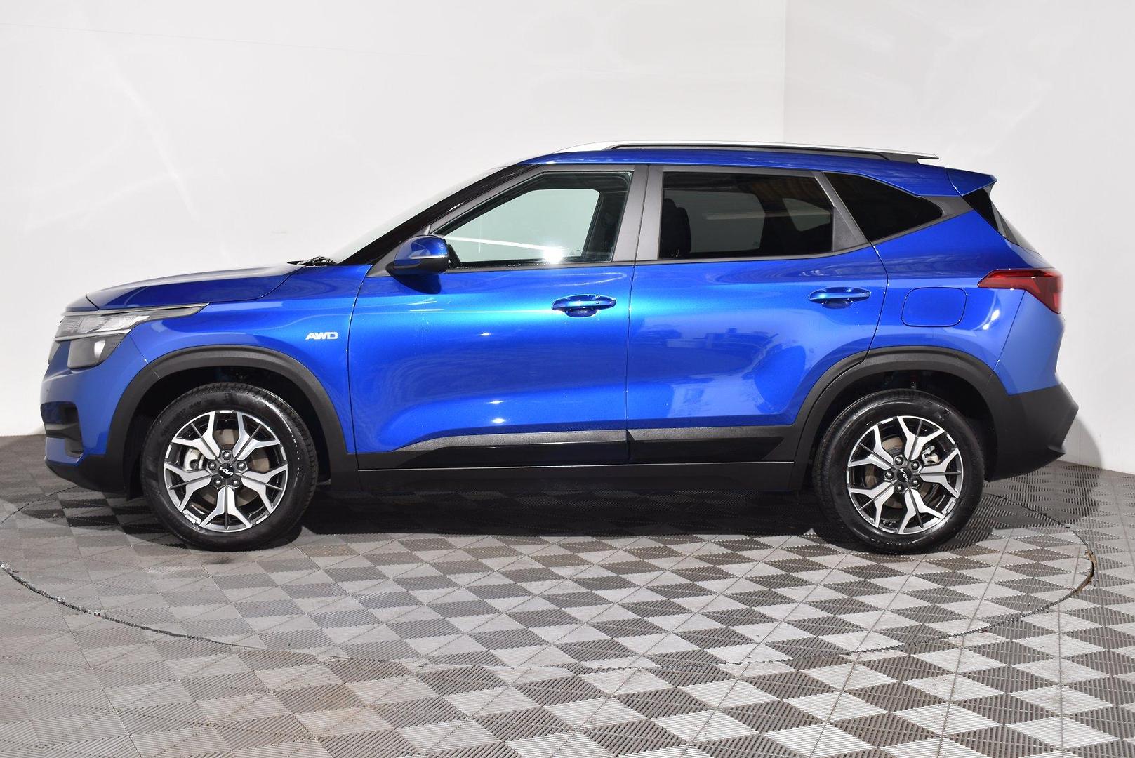2022 Kia Seltos Sport — photo 11