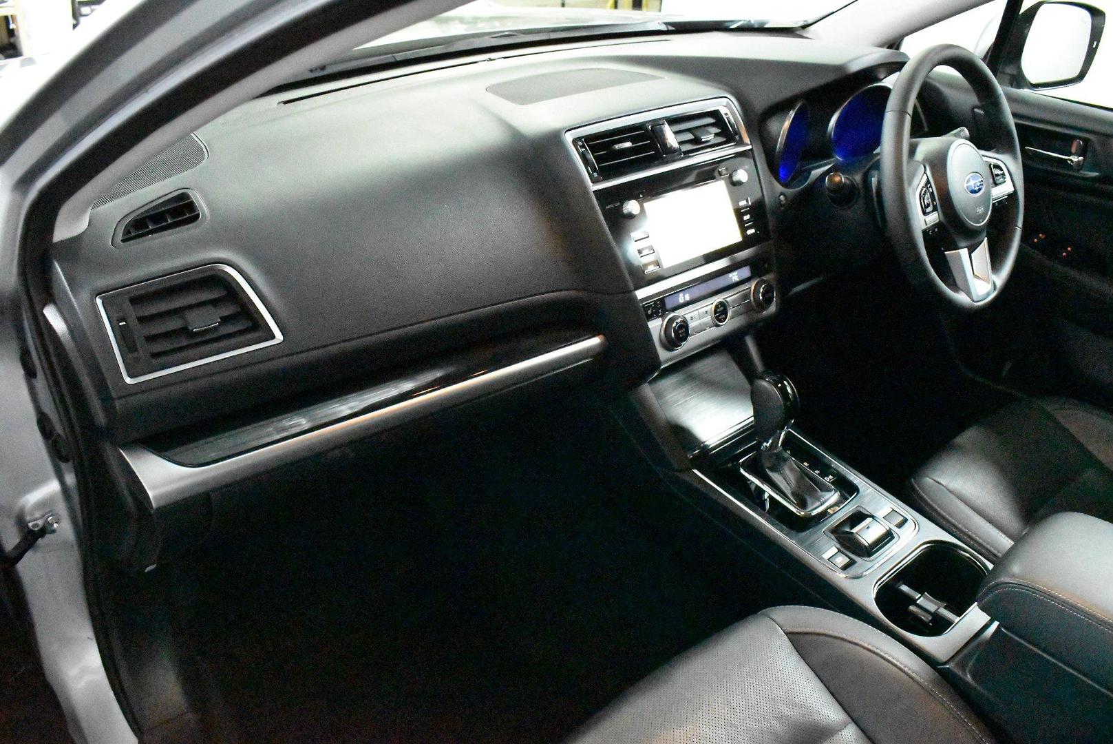 2016 Subaru Liberty 25i Premium — photo 6