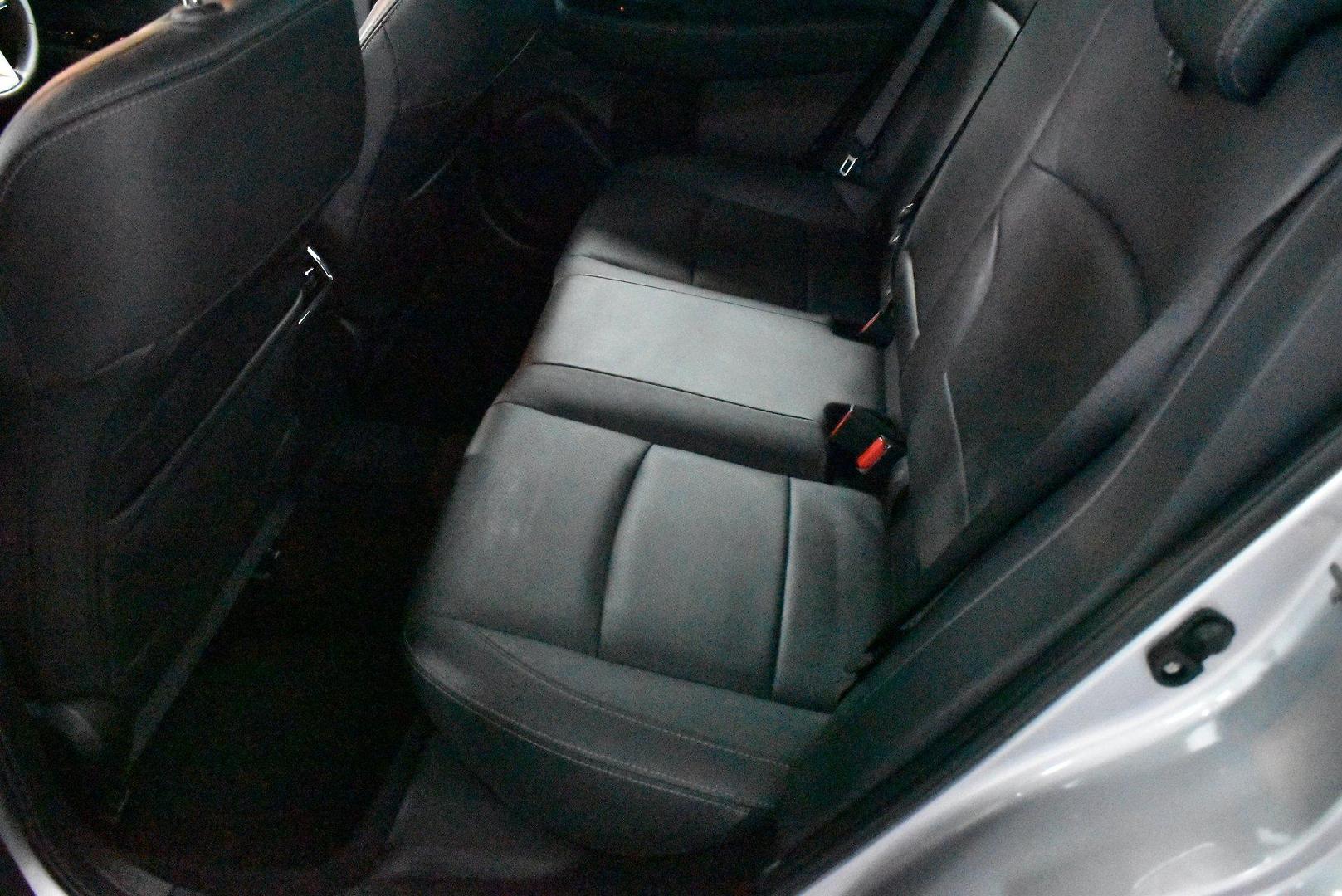 2016 Subaru Liberty 25i Premium — photo 8