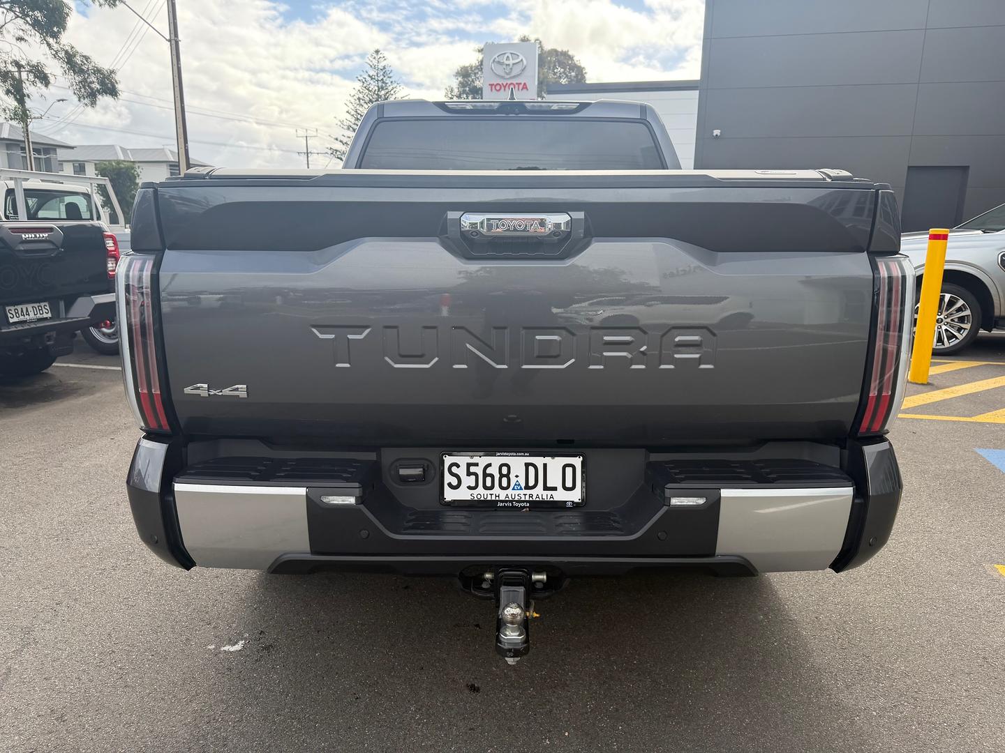 2024 Toyota Tundra Limited — photo 5