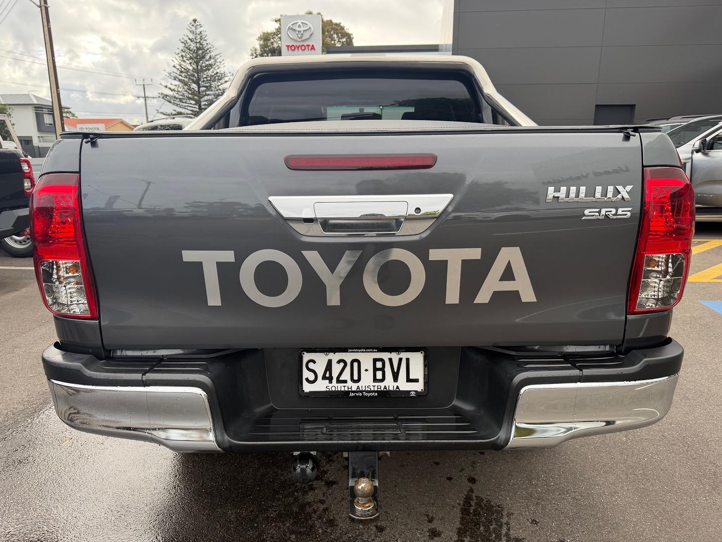 2017 Toyota Hilux SR5 HiRider — photo 5