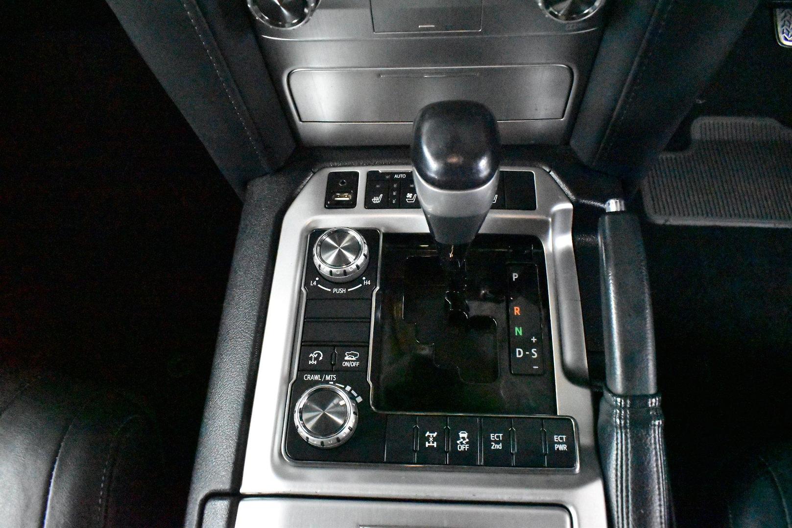 2020 Toyota Landcruiser Sahara — photo 20