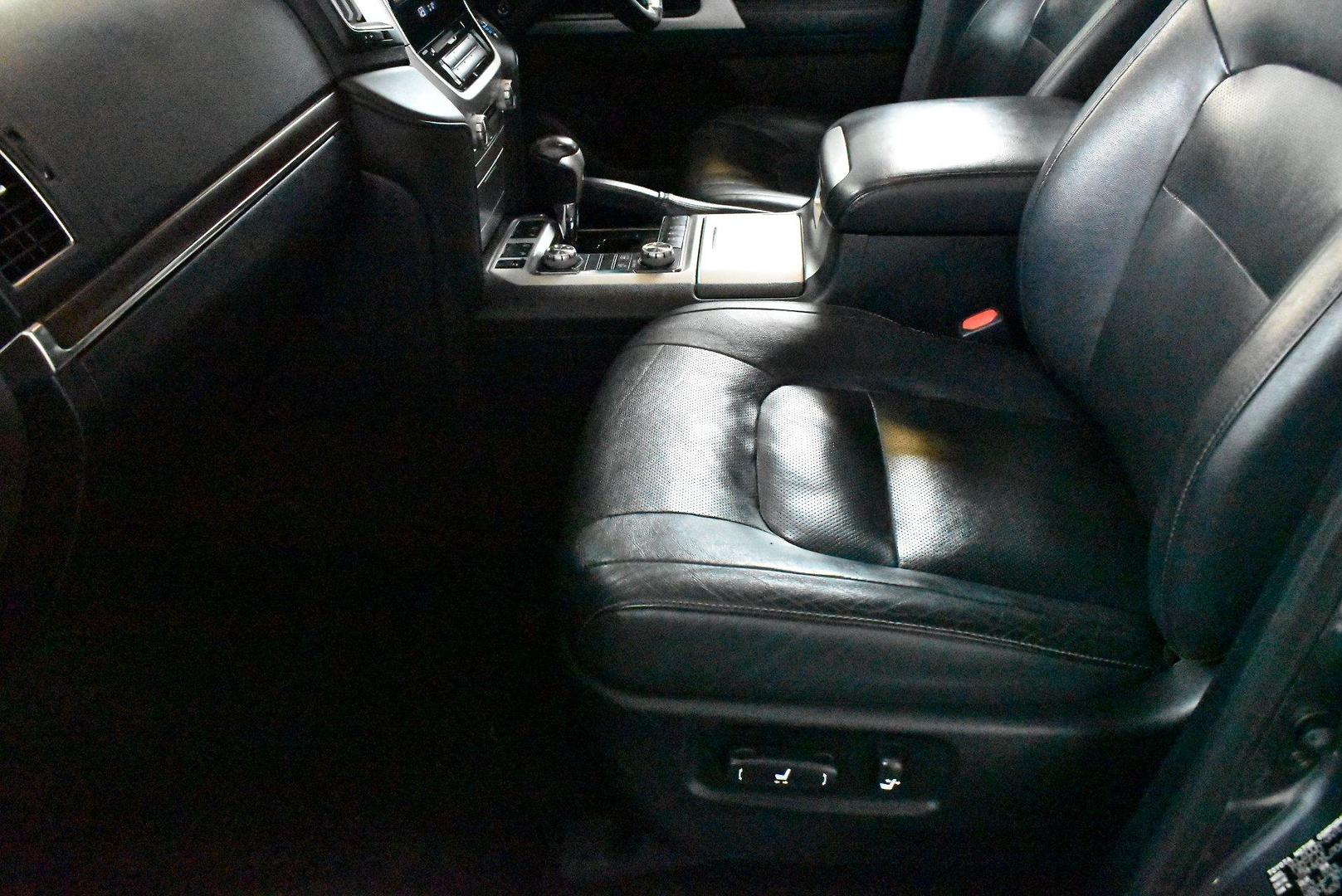 2020 Toyota Landcruiser Sahara — photo 7
