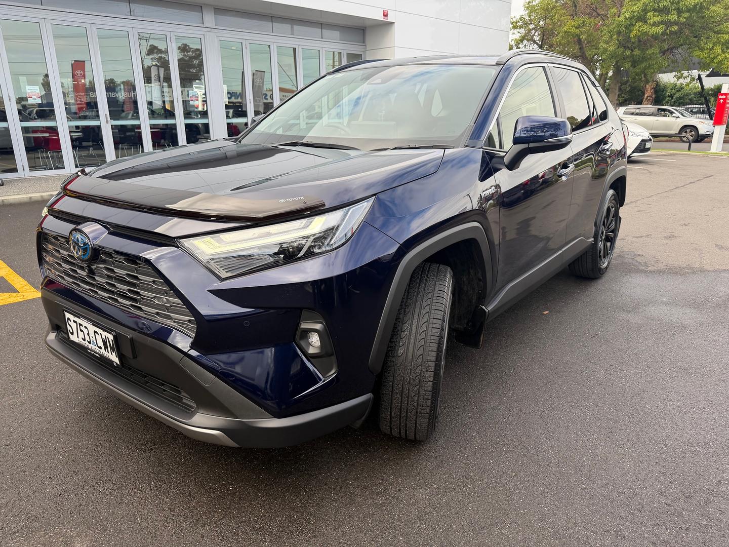 2023 Toyota RAV4 Cruiser — photo 3