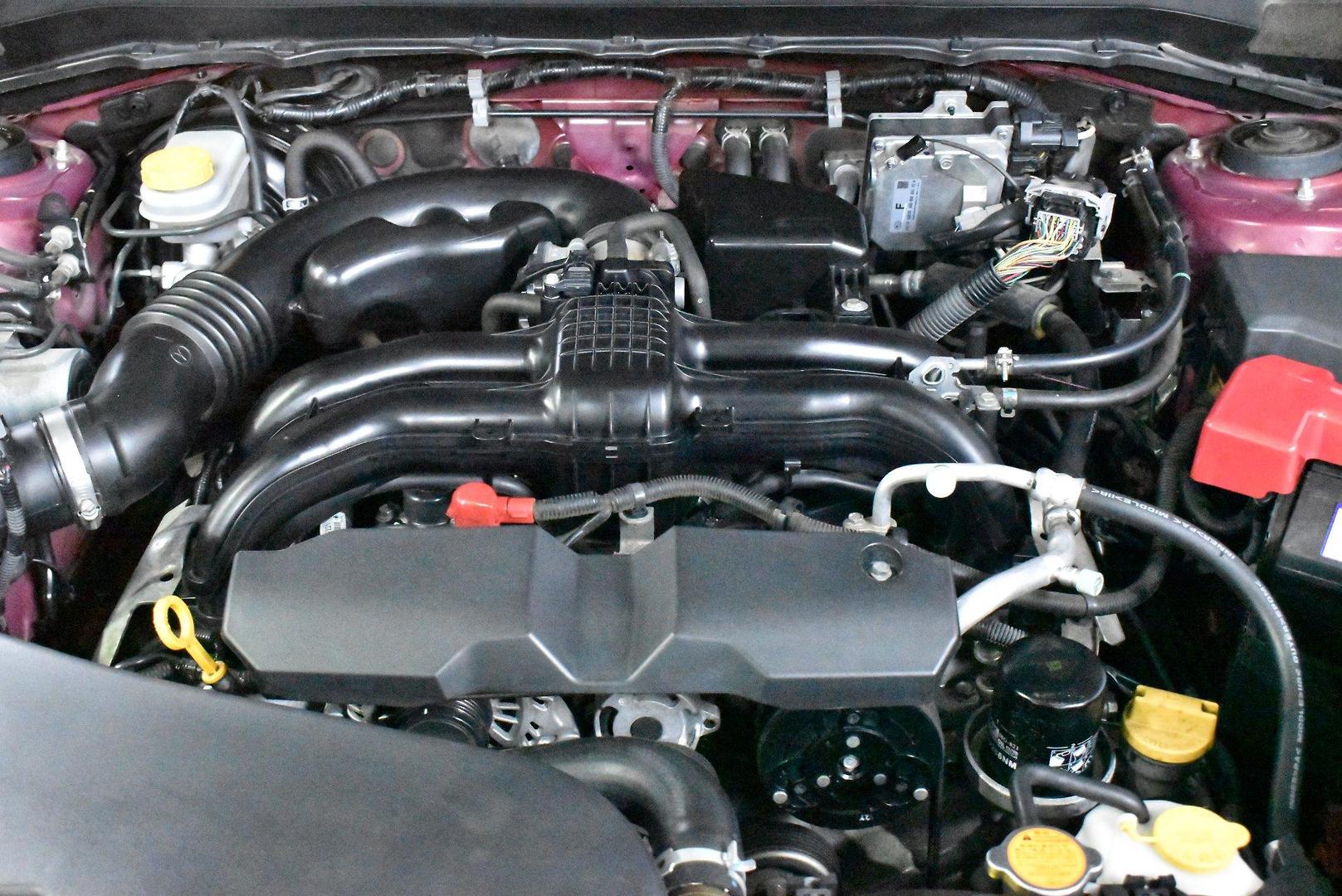 2014 Subaru Forester 25iS — photo 17