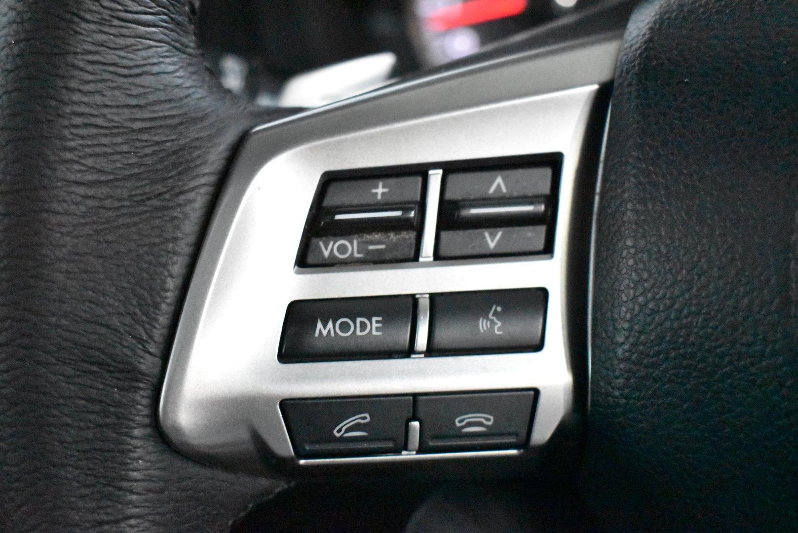 2014 Subaru Forester 25iS — photo 21