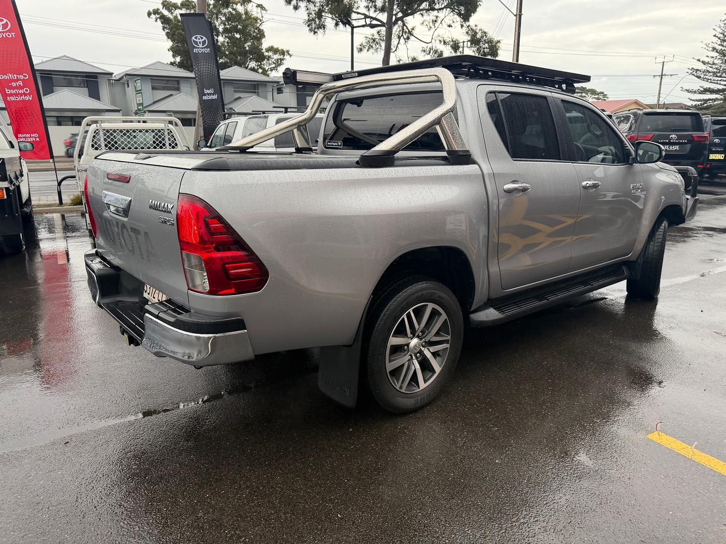 2019 Toyota Hilux SR5 — photo 5
