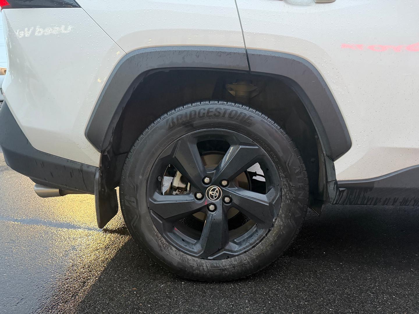 2020 Toyota RAV4 GXL — photo 7