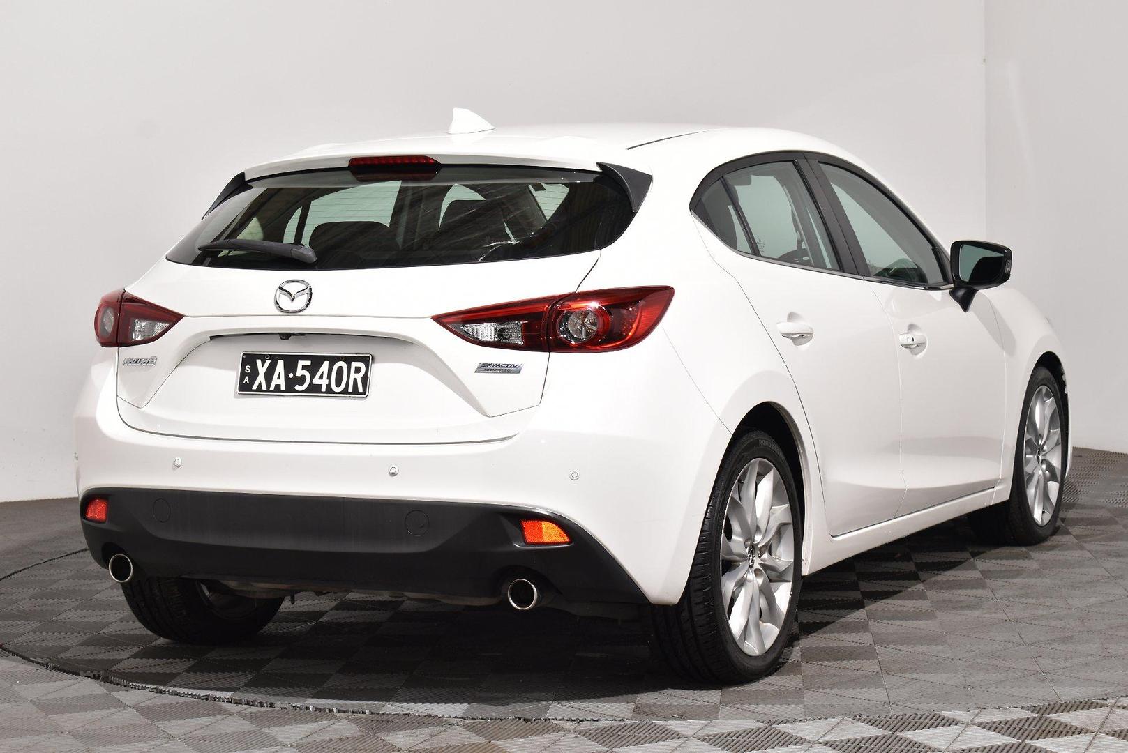 2016 Mazda 3 SP25 GT — photo 14
