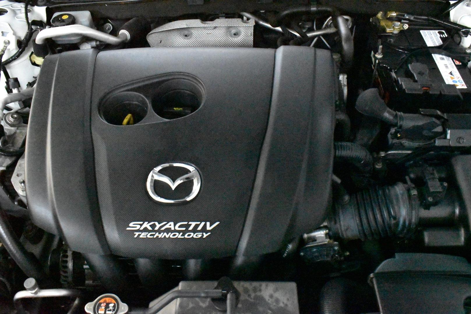 2016 Mazda 3 SP25 GT — photo 17