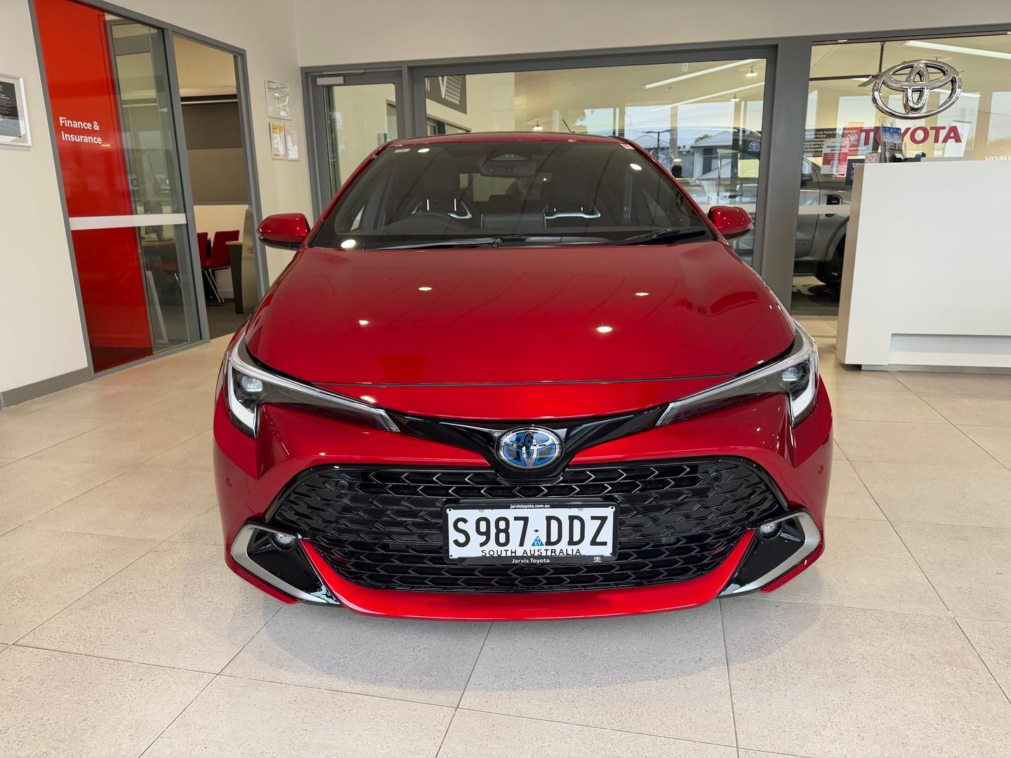 2024 Toyota Corolla ZR Hybrid — photo 2