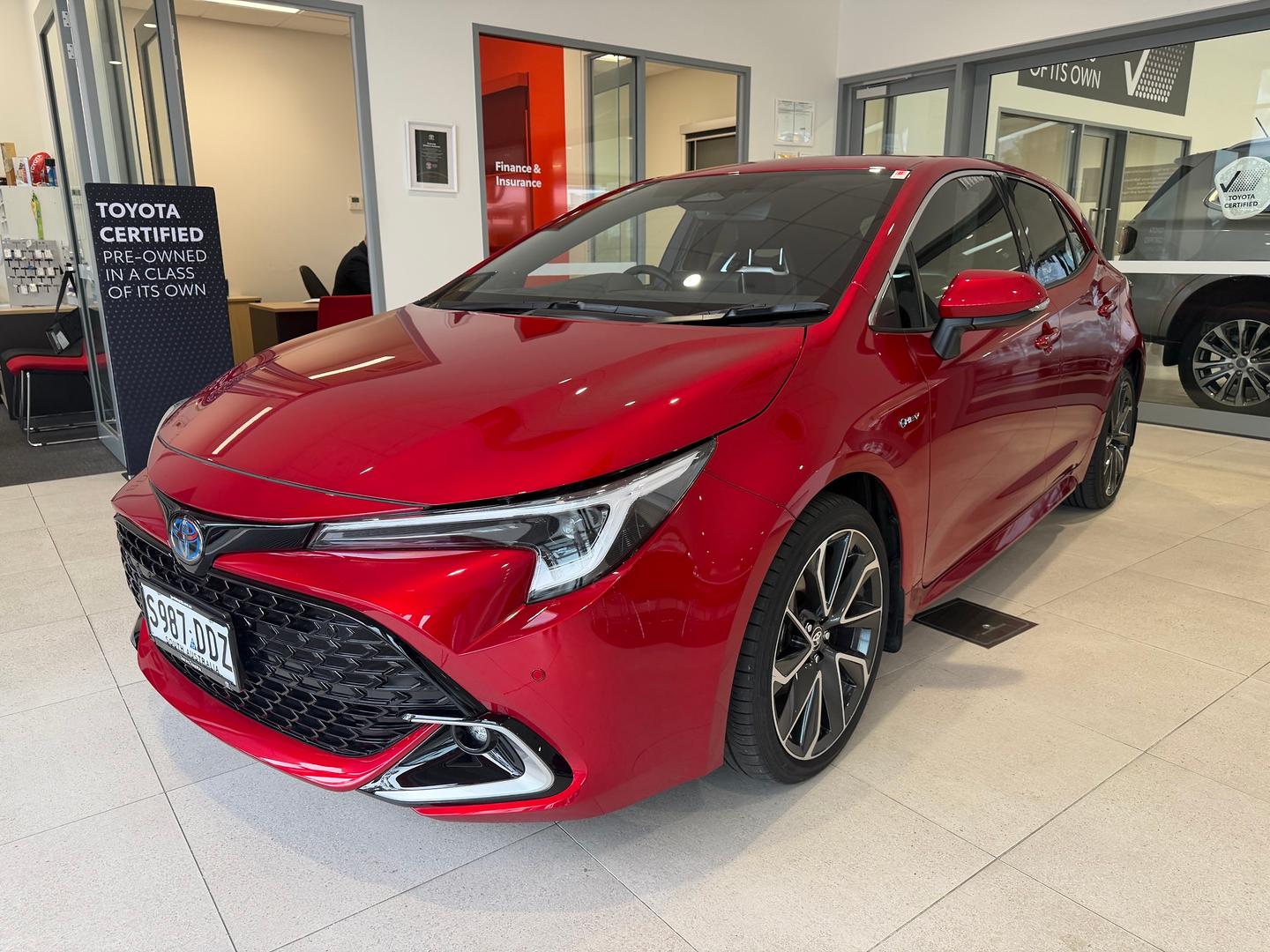 2024 Toyota Corolla ZR Hybrid — photo 3