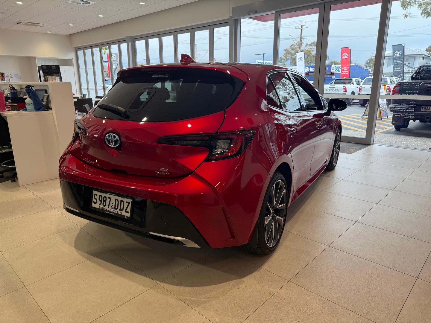 2024 Toyota Corolla ZR Hybrid — photo 5