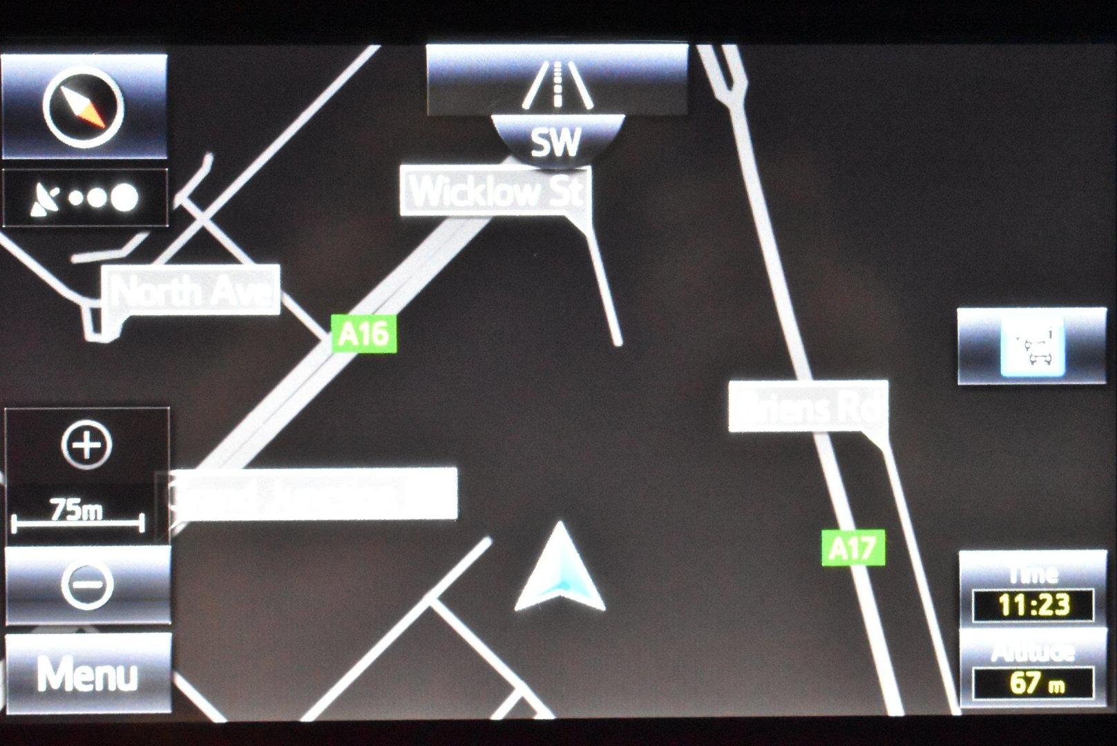 2016 Toyota Corolla Hybrid — photo 23