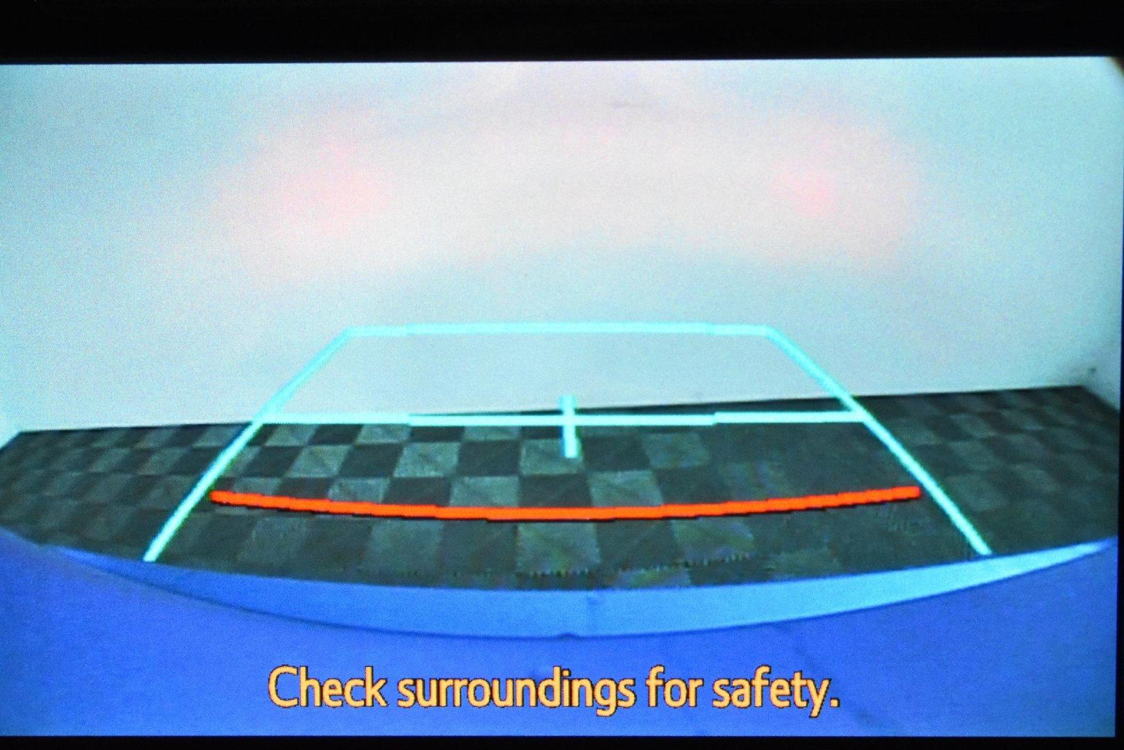 2016 Toyota Corolla Hybrid — photo 24