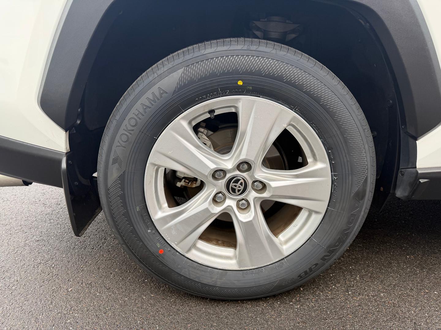 2021 Toyota RAV4 GX — photo 8