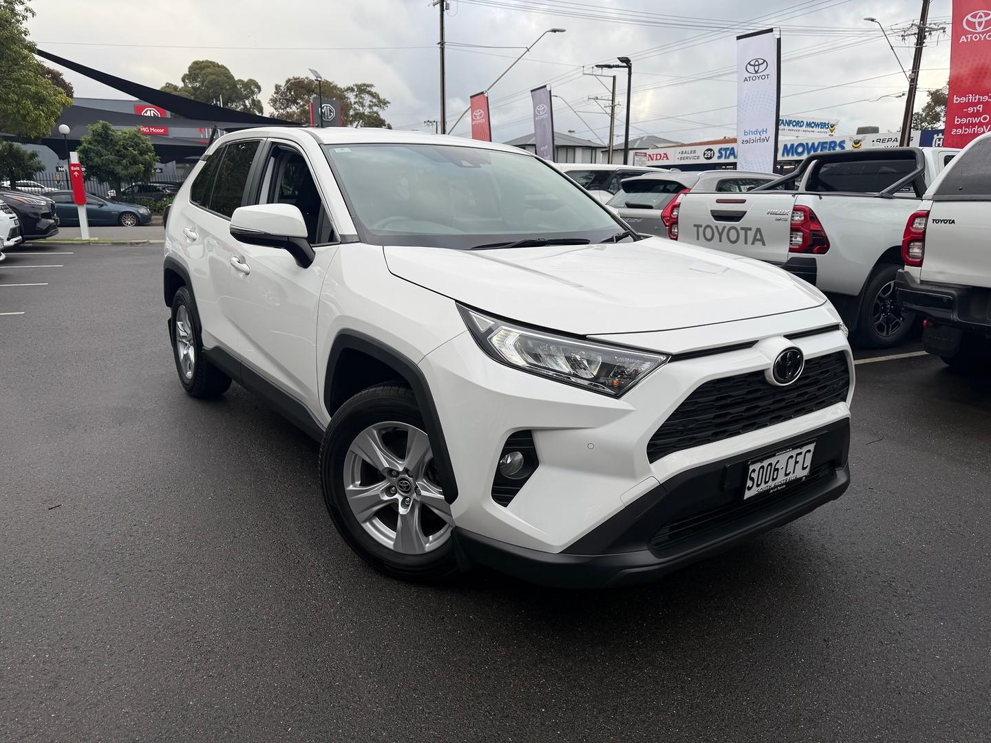 2020 Toyota RAV4 GX — photo 1