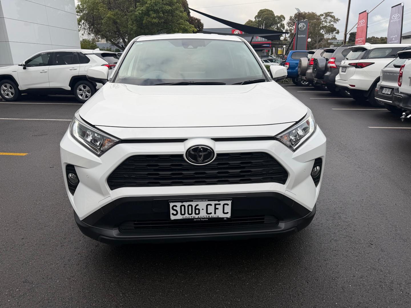 2020 Toyota RAV4 GX — photo 2