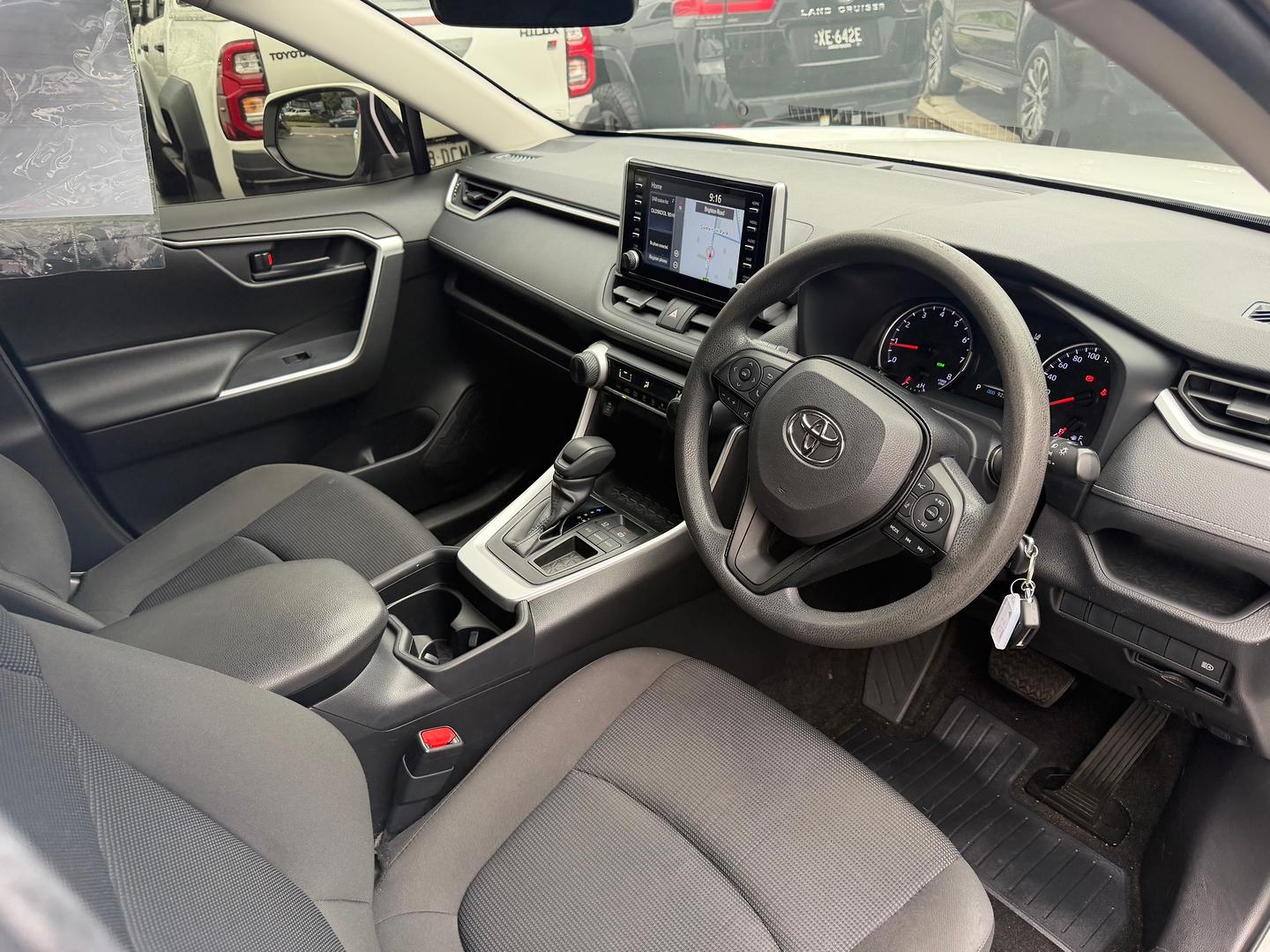 2020 Toyota RAV4 GX — photo 9