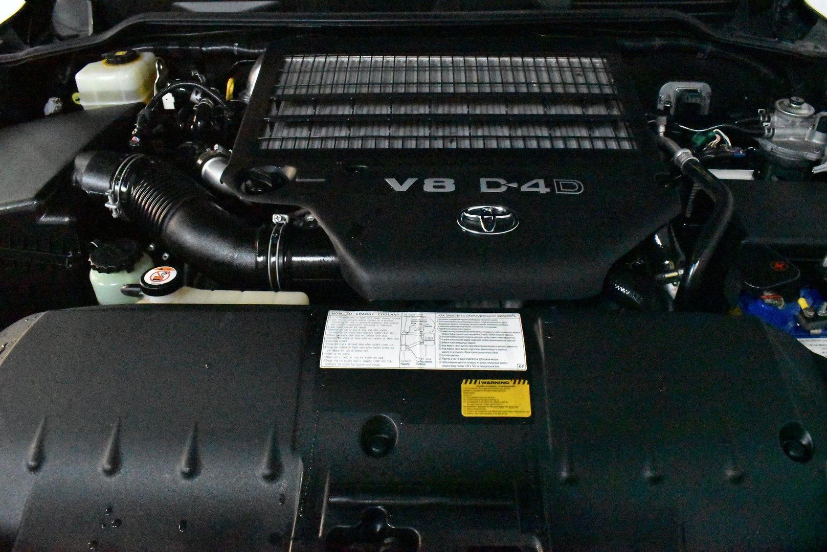 2019 Toyota Landcruiser VX — photo 17