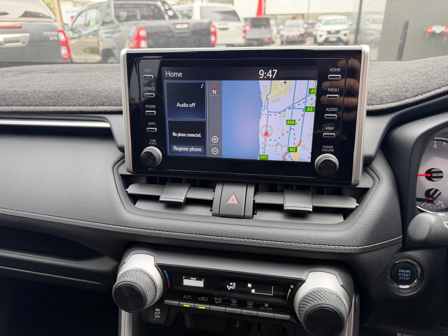 2020 Toyota RAV4 GX — photo 10