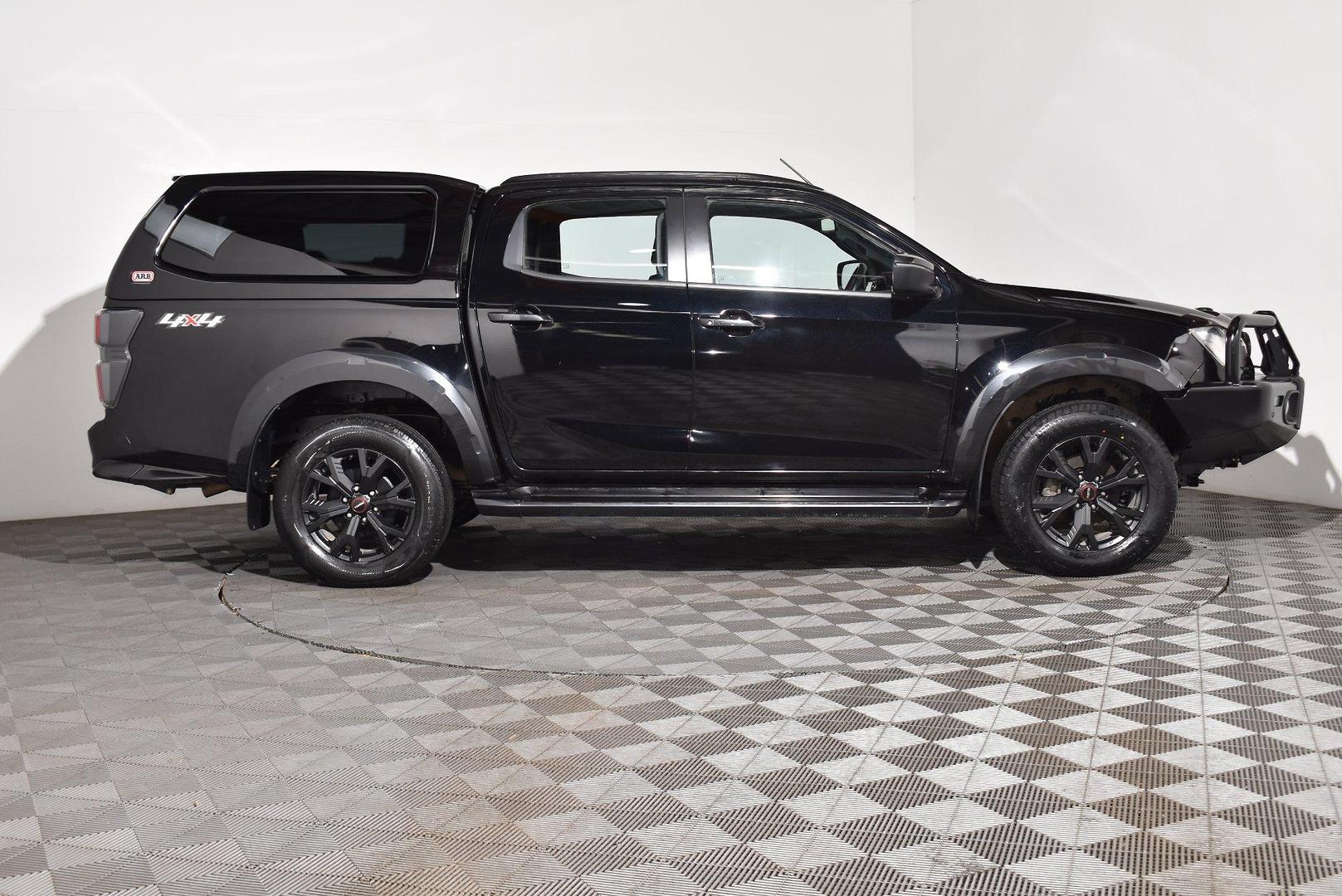 2022 Isuzu D-MAX XTERRAIN — photo 10