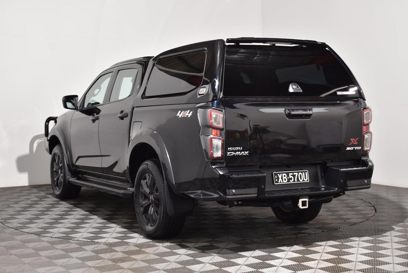 2022 Isuzu D-MAX XTERRAIN — photo 2