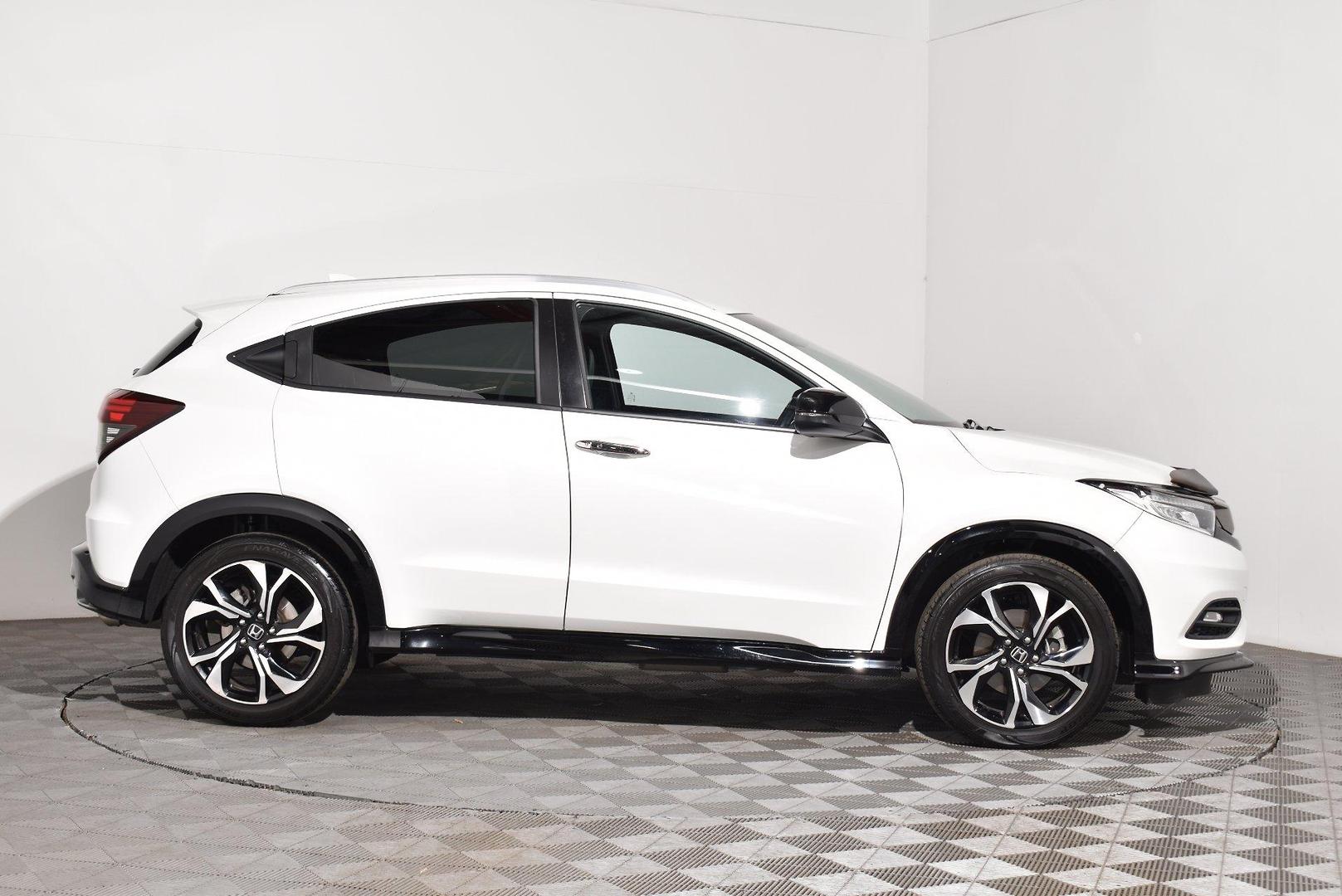 2021 Honda HR-V RS — photo 10