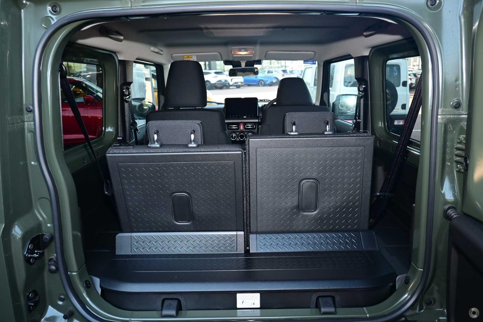 2026 Suzuki Jimny — photo 10